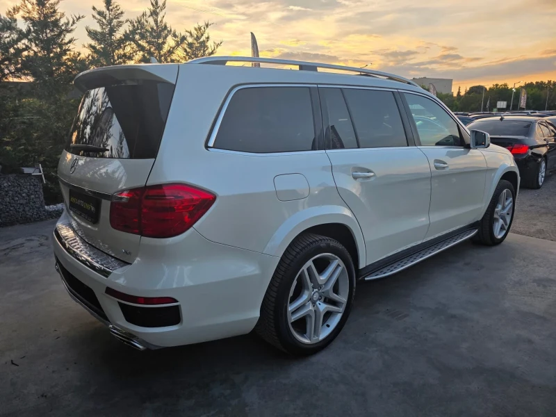 Mercedes-Benz GL 500 4 MATIC FULL AMG LINE 7 МЕСТЕН ПАНО ЛИЗИНГ 100%, снимка 9 - Автомобили и джипове - 51899199