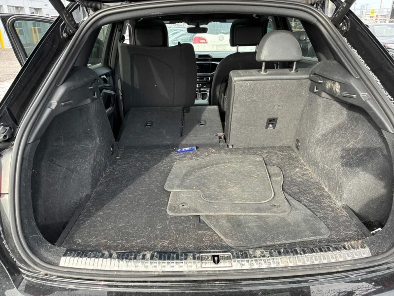 Audi Q3 * Komfort * CARFAX * ЦЕНА ДО БГ, снимка 13 - Автомобили и джипове - 53050811