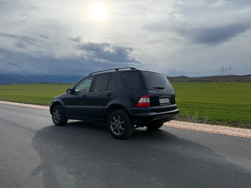 Mercedes-Benz ML 270, снимка 5 - Автомобили и джипове - 53285393