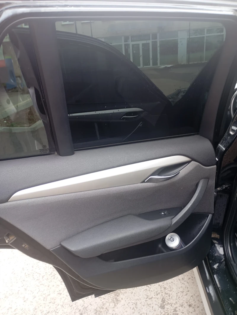 BMW X1, снимка 9 - Автомобили и джипове - 53561331