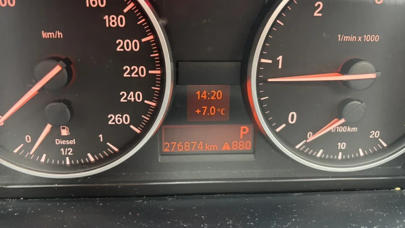 BMW X1, снимка 14 - Автомобили и джипове - 53561331