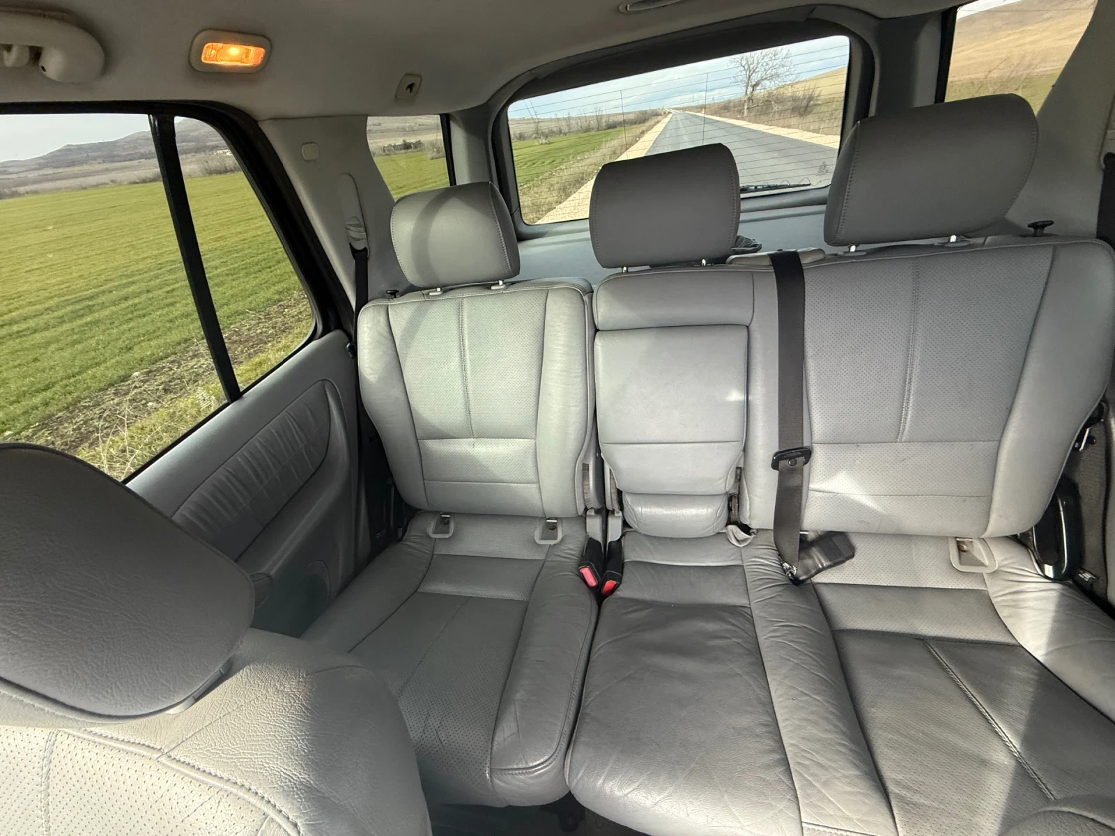 Mercedes-Benz ML 270  - изображение 8