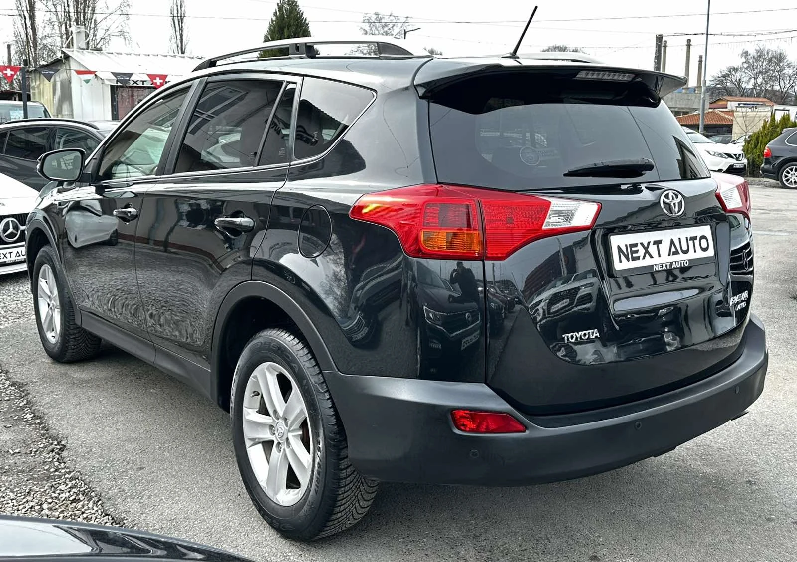 Toyota Rav4 2.2D-CAT 150HP AWD CAMERA KEYLESS EU5B - изображение 7