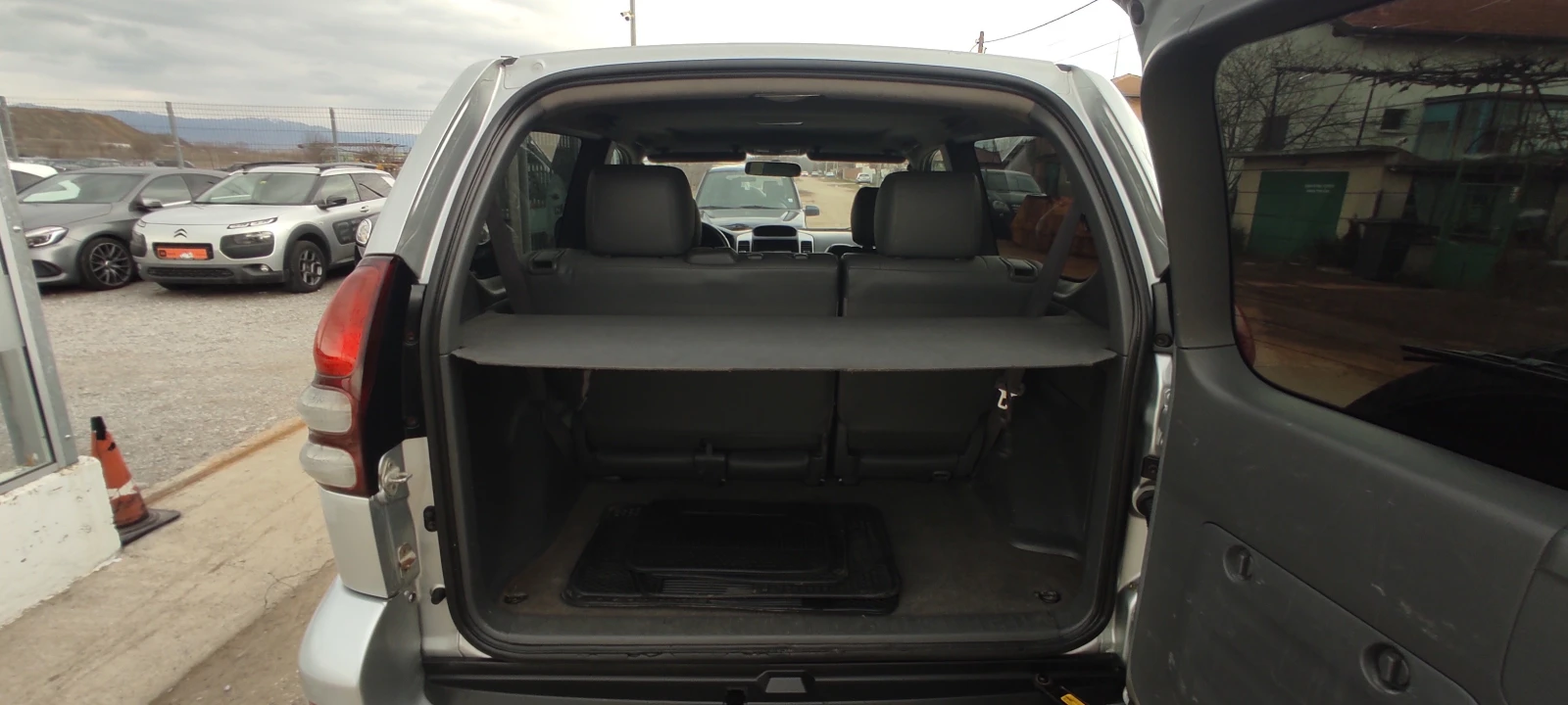 Toyota Land cruiser PRADO-КЪСА БАЗА-ВСИЧКИ ЕКСТРИ!!!, снимка 11 - Автомобили и джипове - 53607435