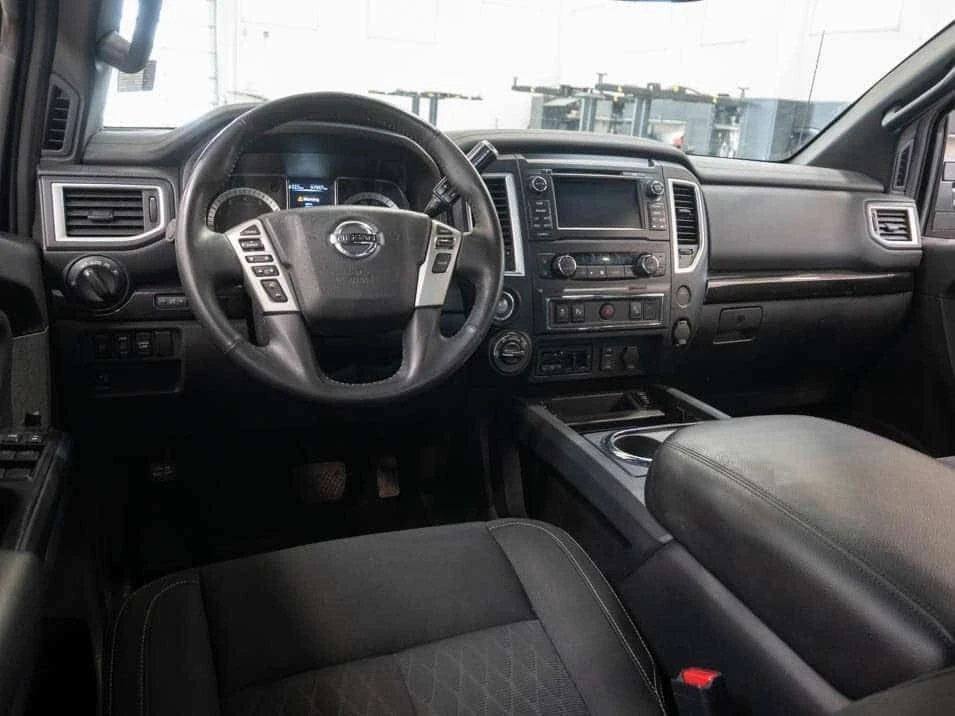 Nissan Titan crew cab * CARFAX * ���� �� �� | Mobile.bg � ����������� 8