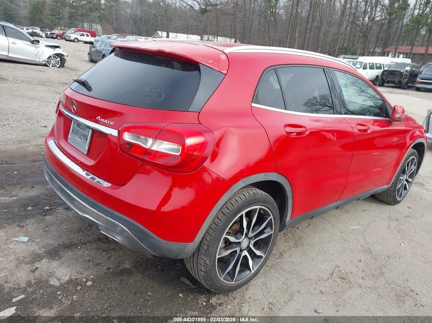 Mercedes-Benz GLA 250 2l 4Matic, снимка 4 - Автомобили и джипове - 54369695