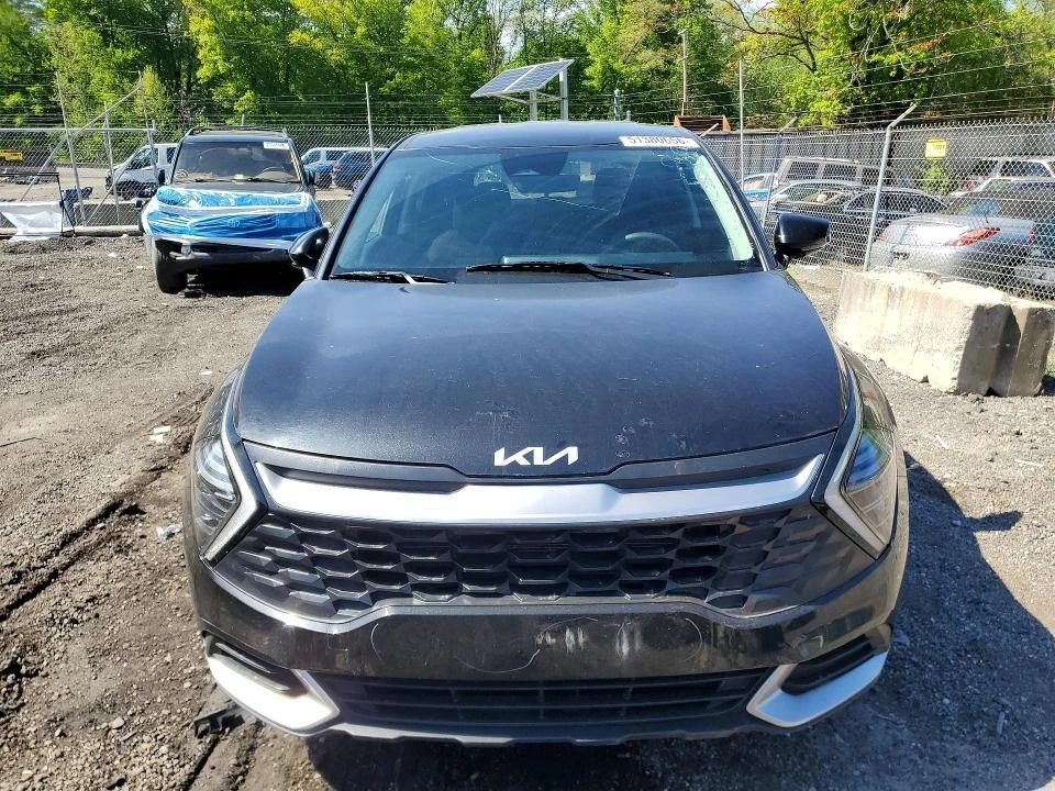 Kia Sportage, снимка 5 - Автомобили и джипове - 54785572