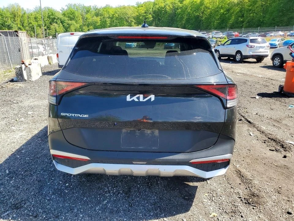 Kia Sportage, снимка 6 - Автомобили и джипове - 54785572