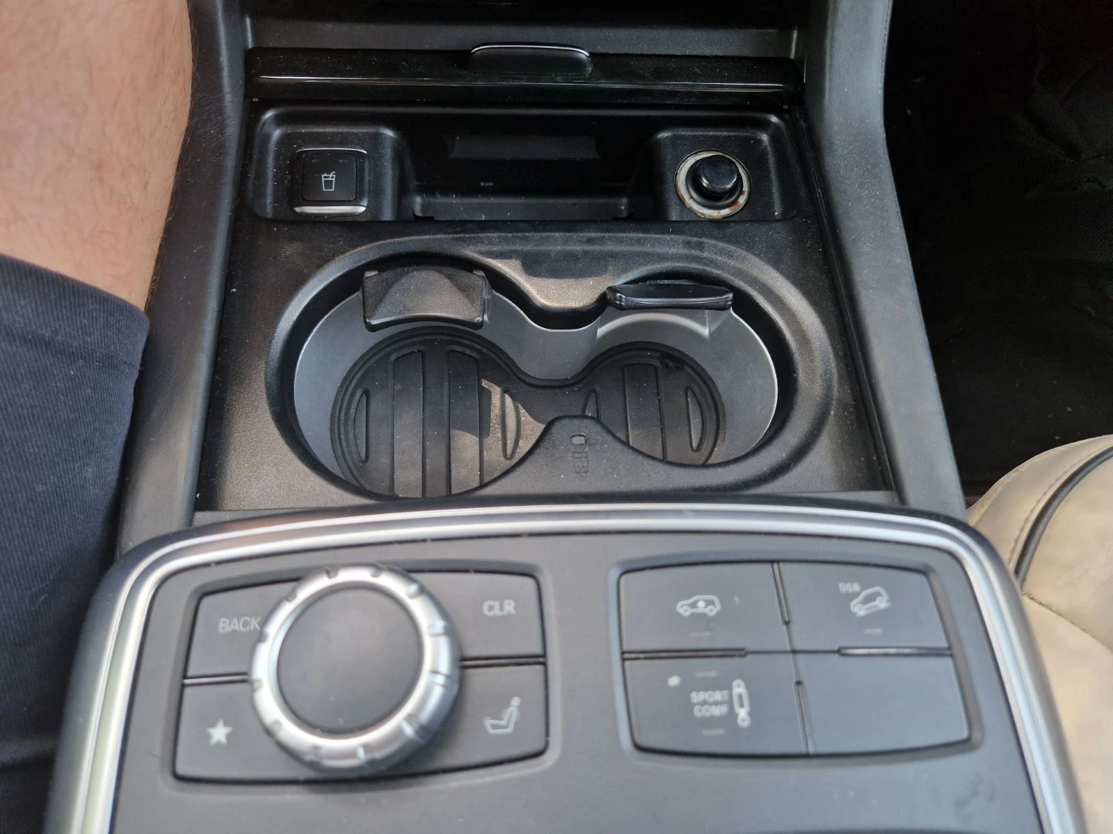 Mercedes-Benz GL 550, снимка 6 - Автомобили и джипове - 54817226