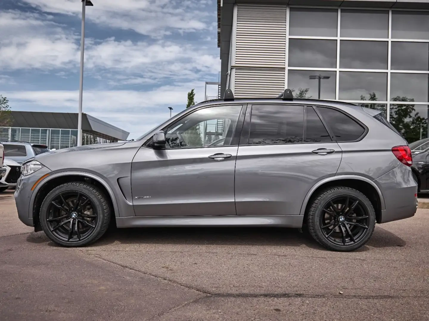 BMW X5 xDrive35i Space Grey Metallic, снимка 3 - Автомобили и джипове - 54887869
