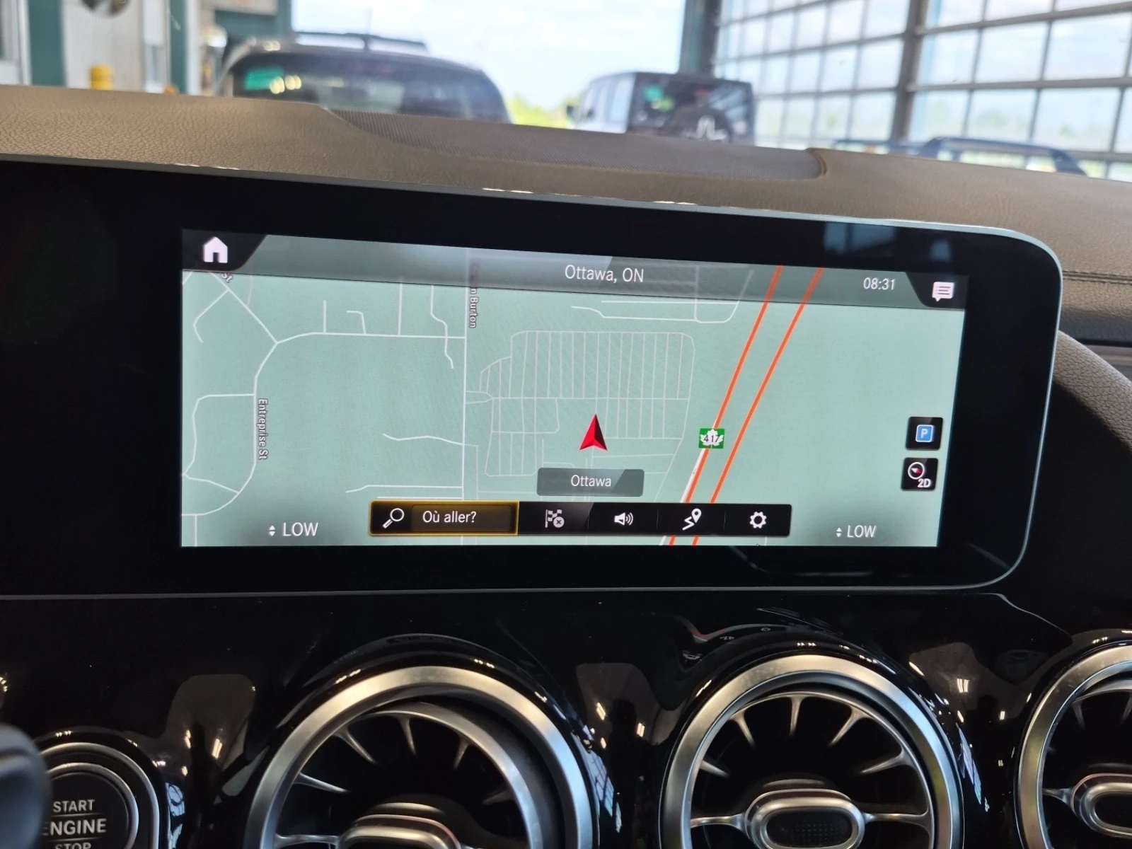 Mercedes-Benz GLA 45 AMG * * CARFAX * * АВТО КРЕДИТ * * , снимка 10 - Автомобили и джипове - 55305072