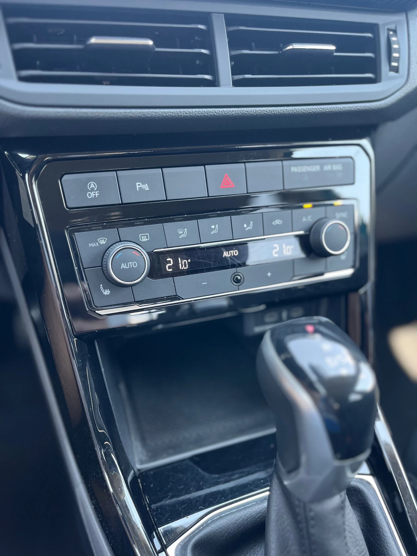 VW T-Cross Style 1.0TSI DSG 110hp, снимка 13 - Автомобили и джипове - 55332145