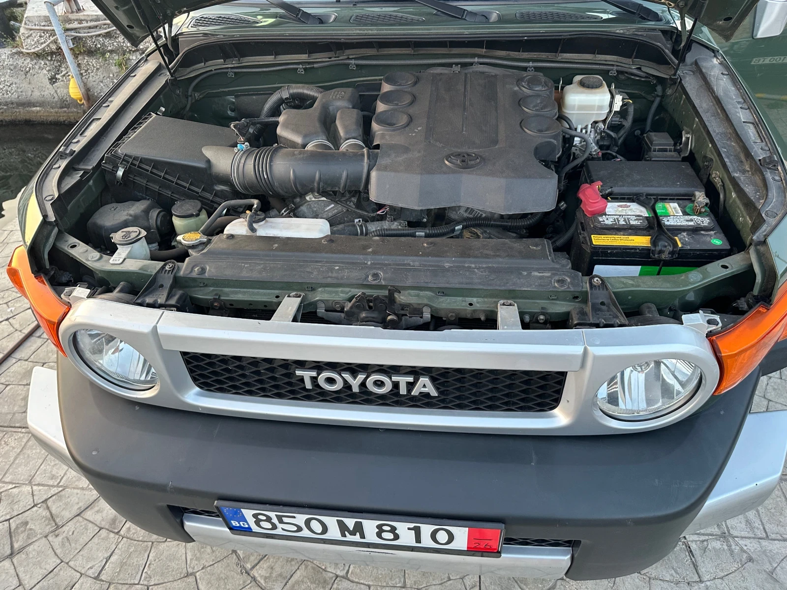 Toyota Fj cruiser, снимка 12 - Автомобили и джипове - 55444716