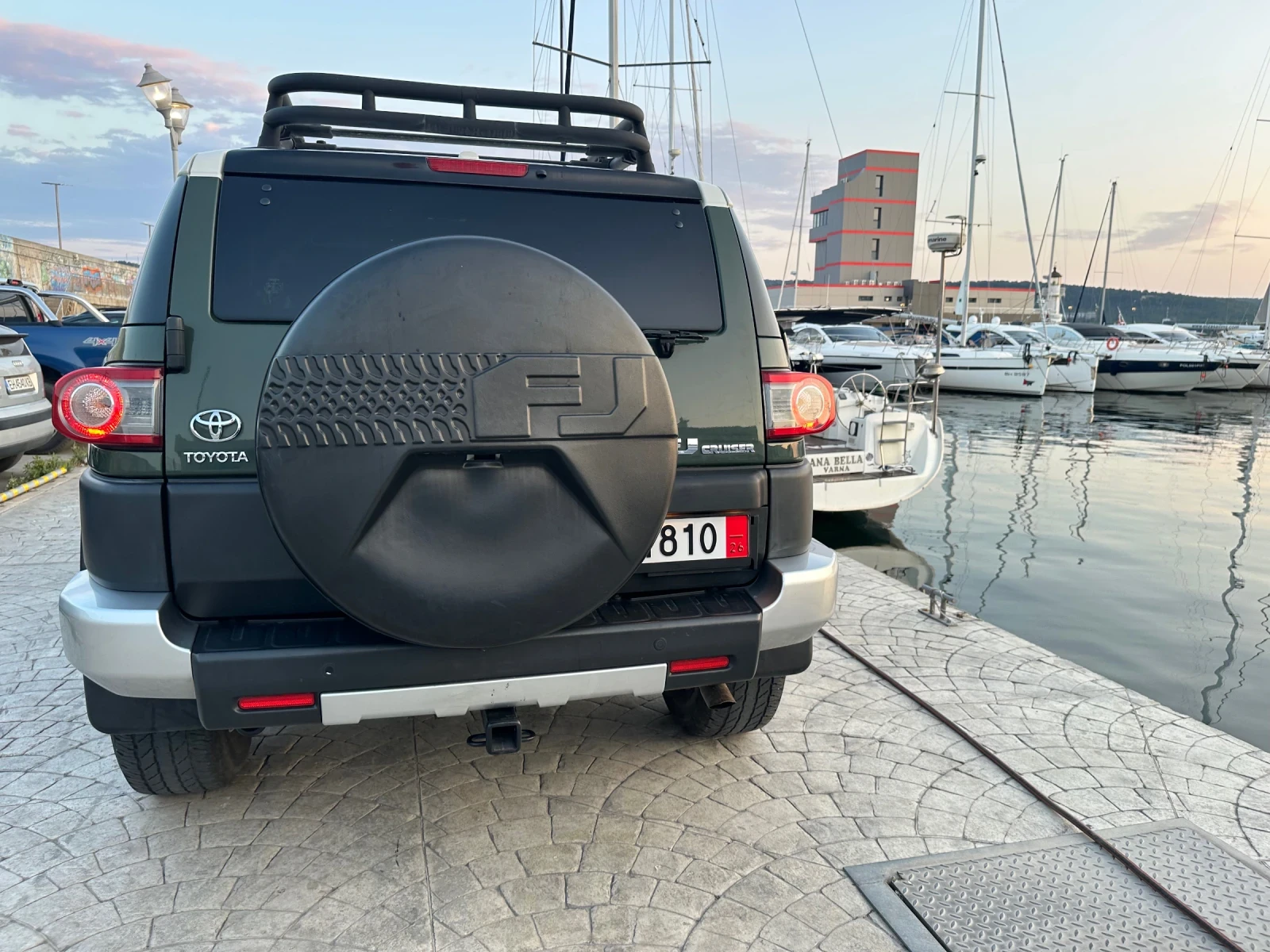 Toyota Fj cruiser, снимка 6 - Автомобили и джипове - 55444716