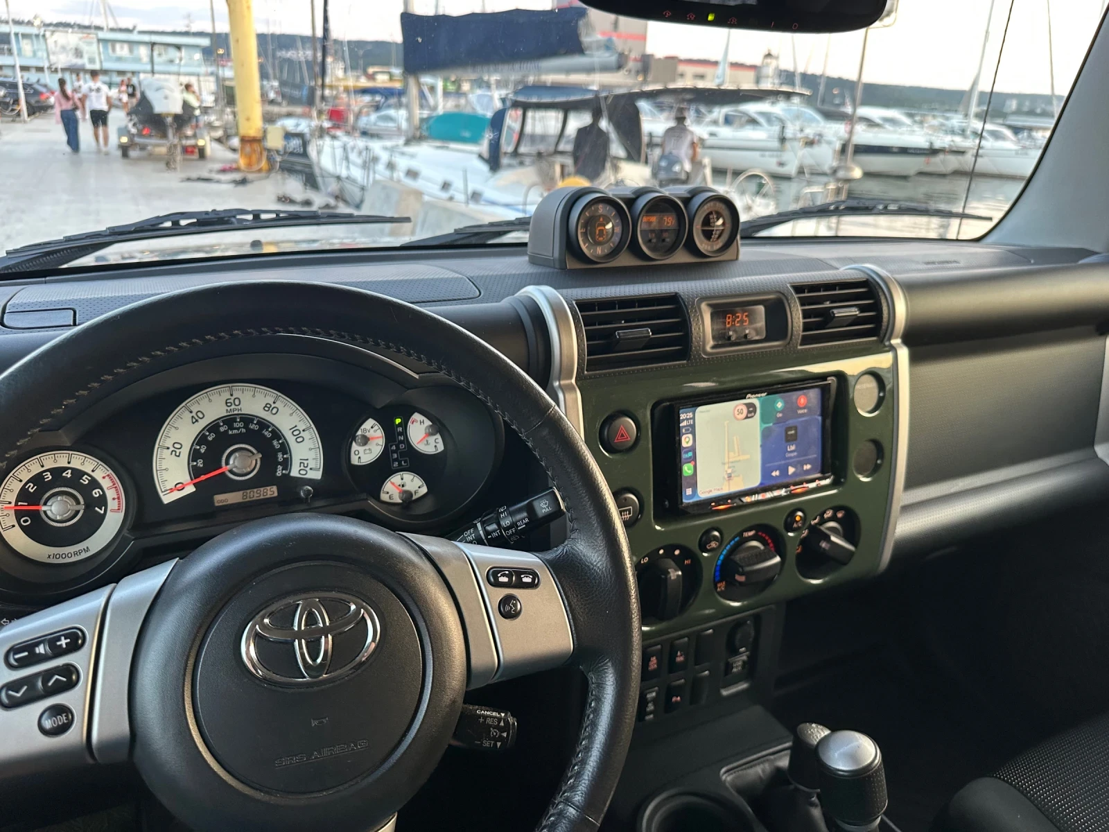 Toyota Fj cruiser, снимка 11 - Автомобили и джипове - 55444716