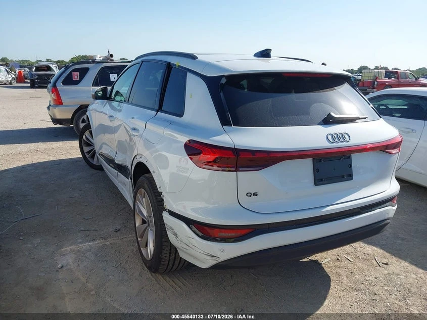 Audi Q6 E-Tron Premium Plus, снимка 3 - Автомобили и джипове - 55533927