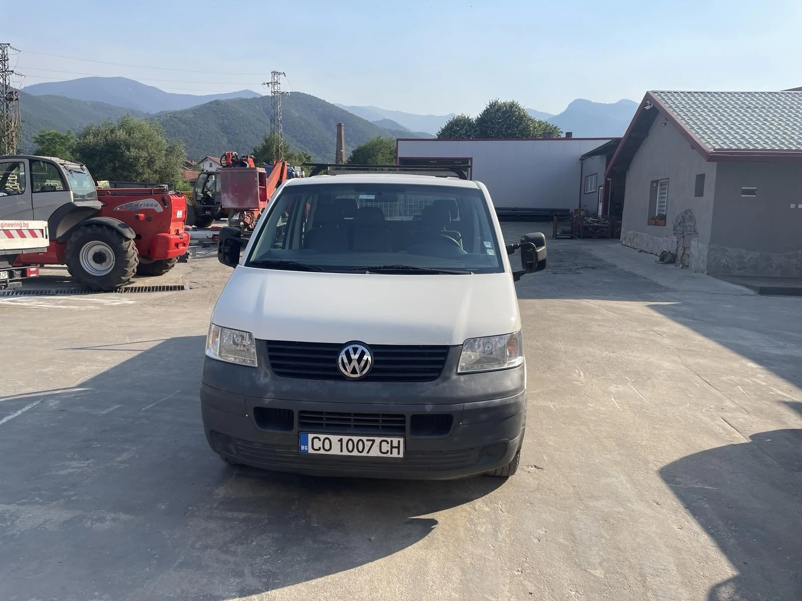 VW Transporter 1, 9 TDI - изображение 7