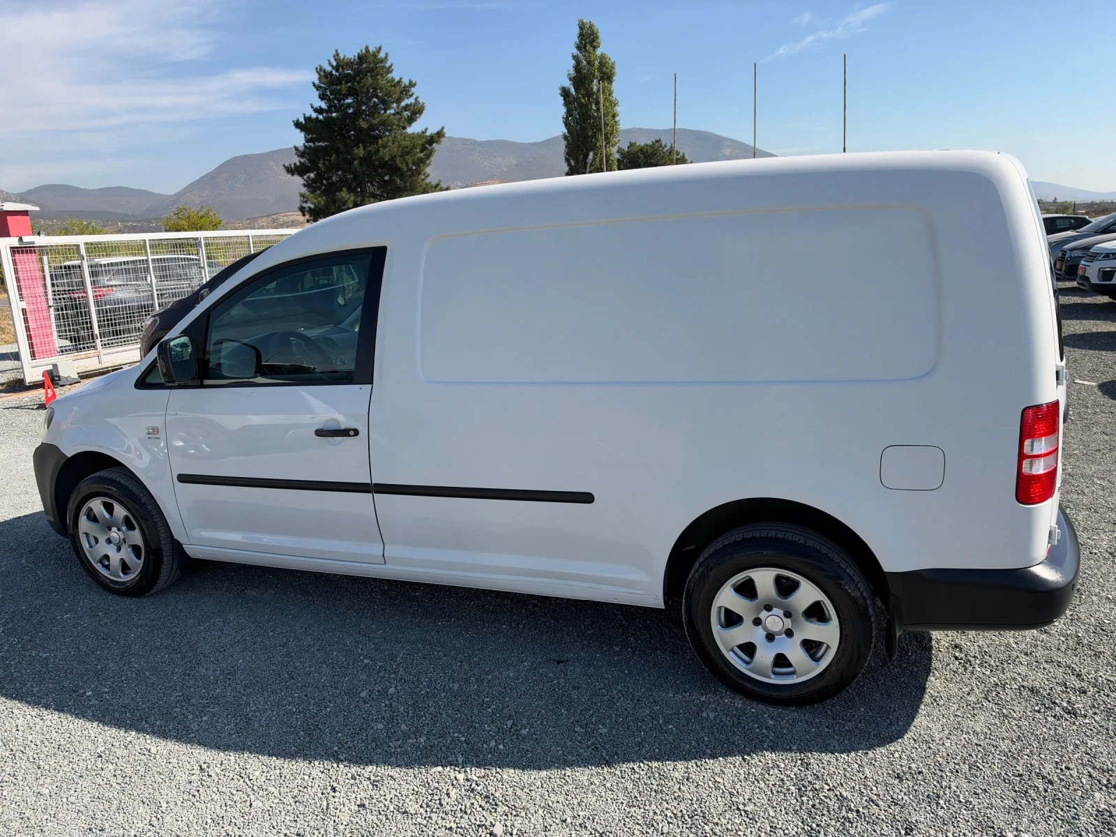 VW Caddy (KATO НОВА)^(МЕТАН)^(MAXI), снимка 9 - Бусове и автобуси - 56375637