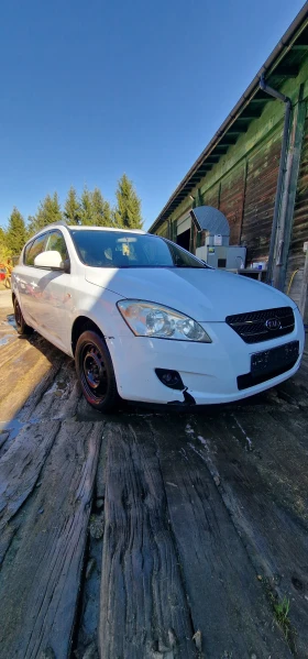 Kia Ceed 1.6 crdi - 11 € - 20507278 3
