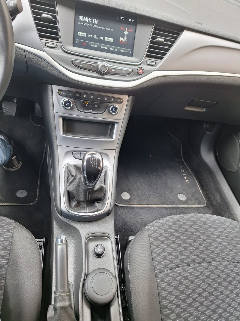 Opel Astra 1.4 Бензин, 150 к.с., 2019 г, 39700км., снимка 11 - Автомобили и джипове - 46155117