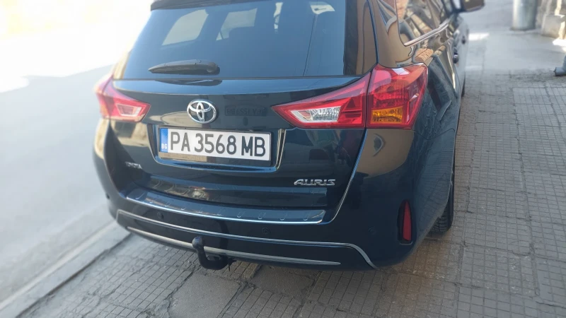 Toyota Auris Navi, снимка 2 - Автомобили и джипове - 49098438