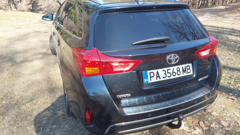 Toyota Auris Navi, снимка 4 - Автомобили и джипове - 49098438