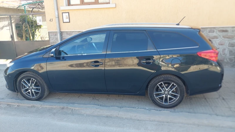 Toyota Auris Navi, снимка 6 - Автомобили и джипове - 49098438