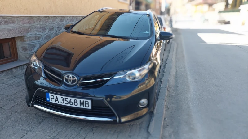 Toyota Auris Navi, снимка 1 - Автомобили и джипове - 49098438