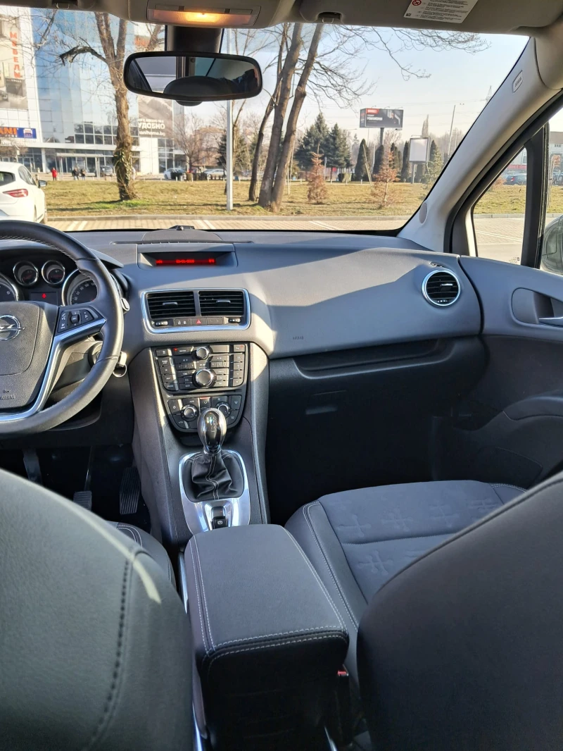 Opel Meriva 1.7 CDTI , снимка 6 - Автомобили и джипове - 48870494