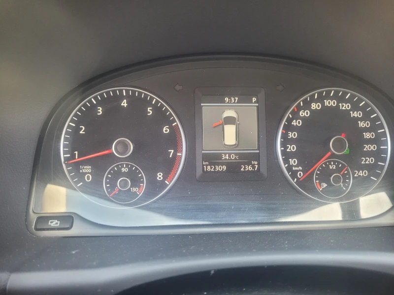 VW Touran 1.4 TSI DSG 7 скорости, снимка 10 - Автомобили и джипове - 50709374