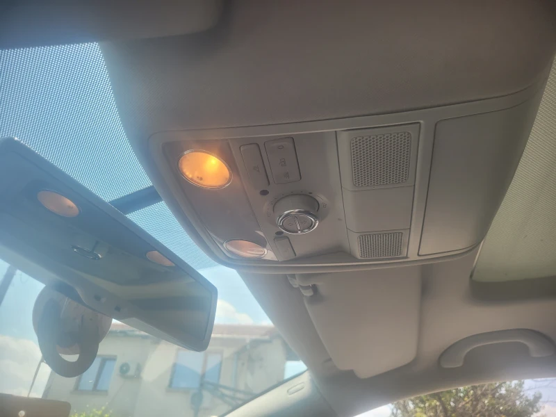 VW Touran 1.4 TSI DSG 7 скорости, снимка 8 - Автомобили и джипове - 50709374