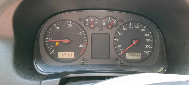 VW Golf, снимка 7 - Автомобили и джипове - 51709375