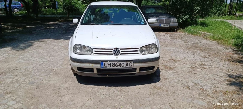 VW Golf, снимка 5 - Автомобили и джипове - 51709375