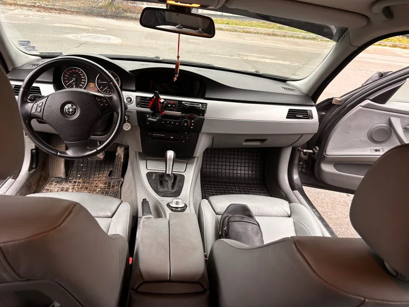 BMW 320, снимка 5 - Автомобили и джипове - 52644235