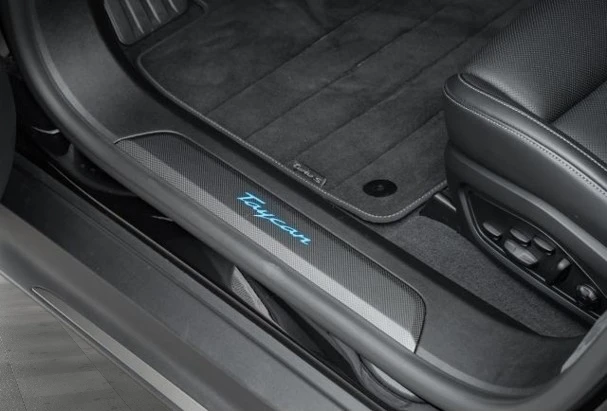 Porsche Taycan Turbo S Sport Turismo = SportDesign =  | Mobile.bg   6