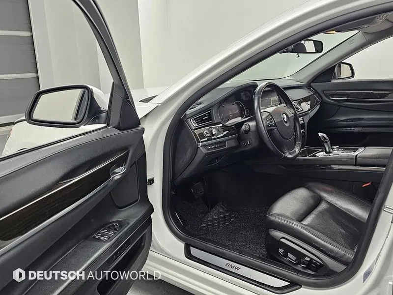 BMW 730 xDrive, снимка 11 - Автомобили и джипове - 55349331