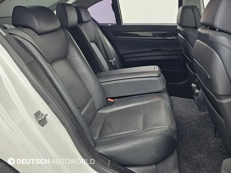 BMW 730 xDrive, снимка 12 - Автомобили и джипове - 55349331