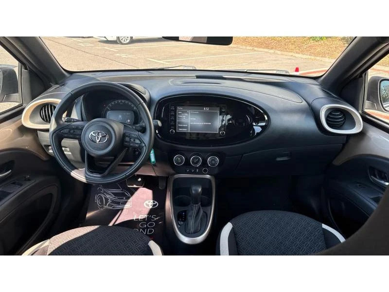 Toyota Aygo X 1.0P CVT PULSE, снимка 8 - Автомобили и джипове - 55751047