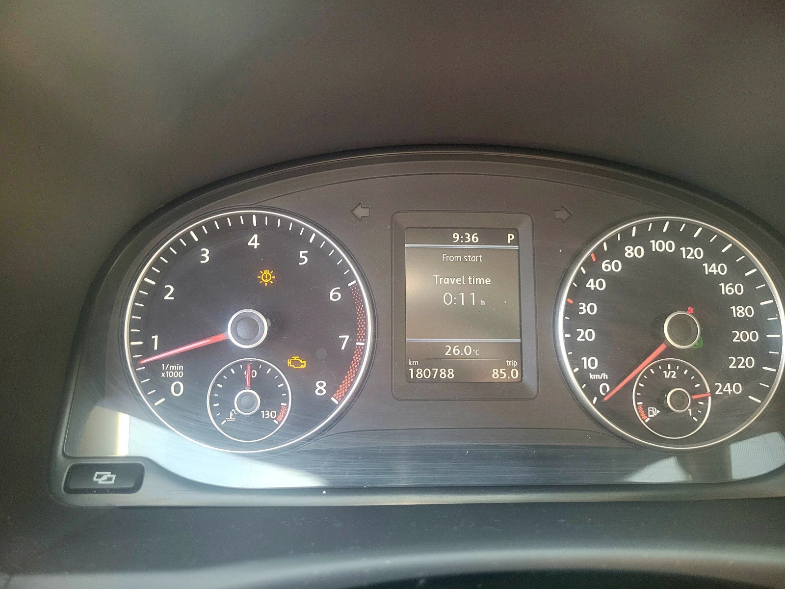 VW Touran 1.4 TSI - изображение 8