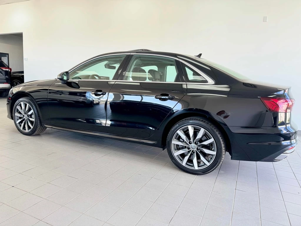 Audi A4 * Komfort * CARFAX * БЕЗ ПЪРВОНАЧ - изображение 2