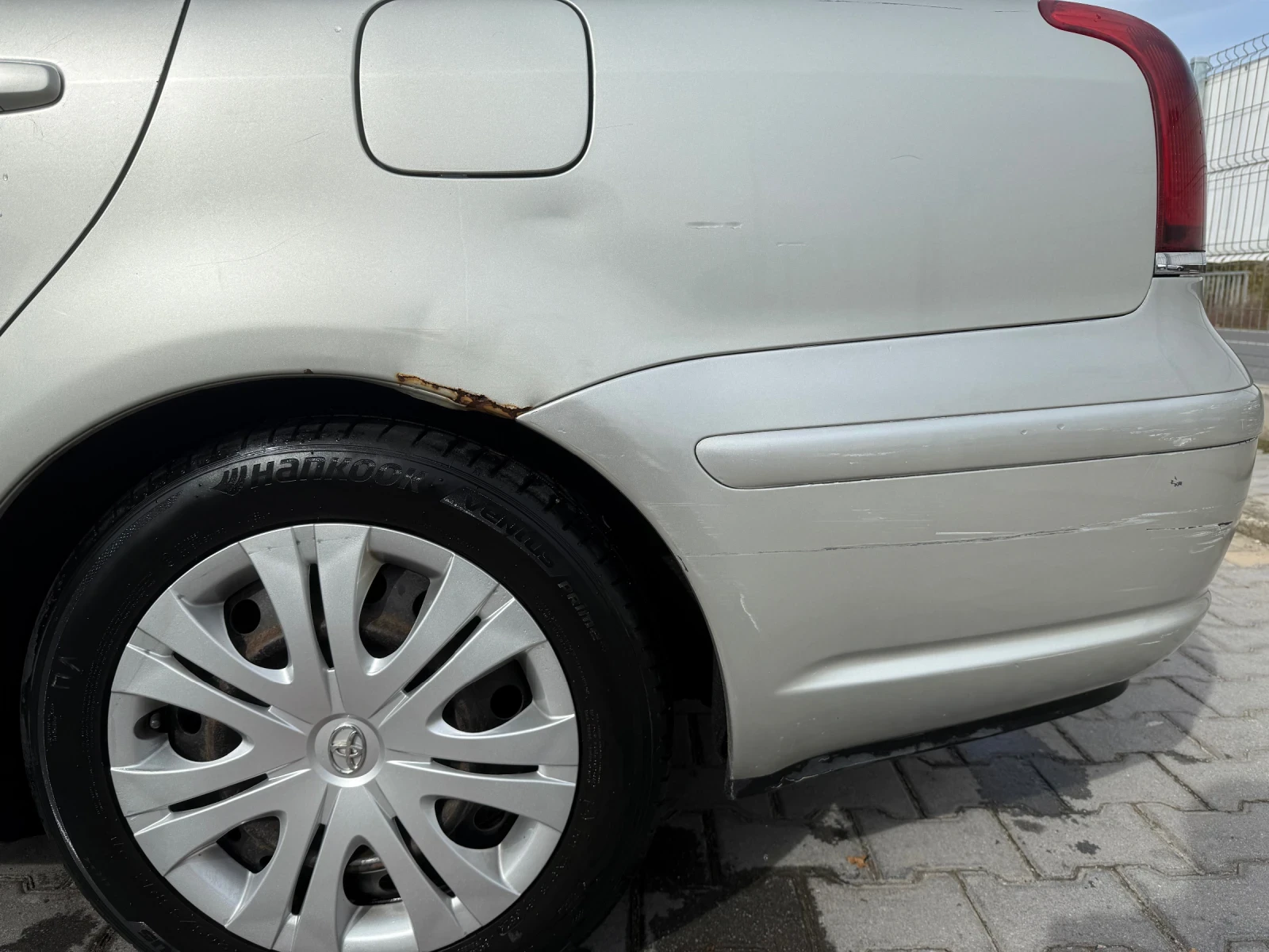 Toyota Avensis 2.0 D4D - изображение 6