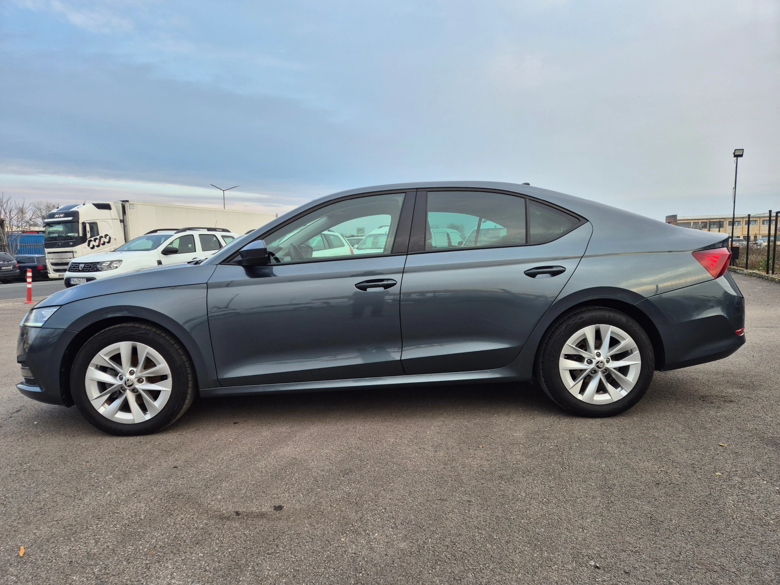 Skoda Octavia STYLE С ГАРАНЦИЯ 2.0= 6-М/Т - изображение 2