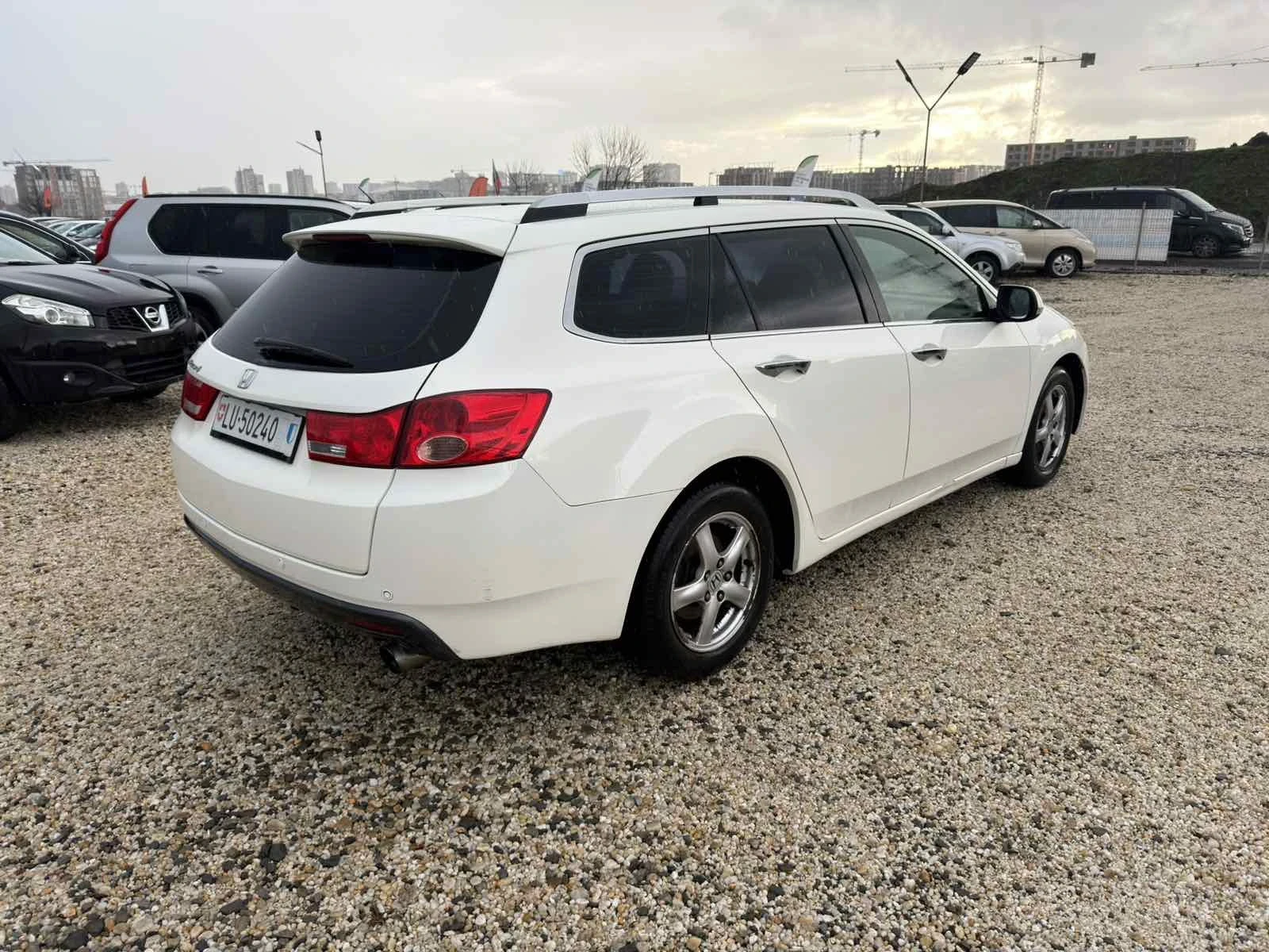 Honda Accord 2.0i V-TEC - изображение 5