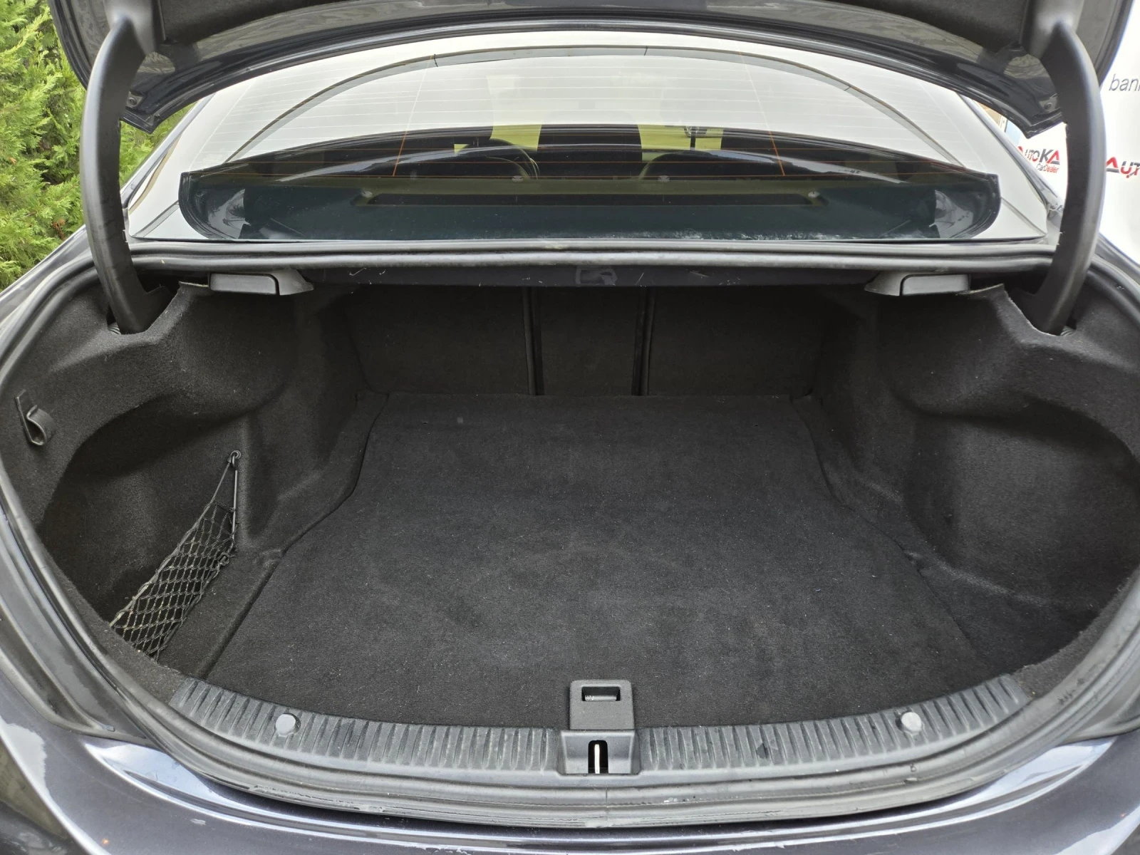 Mercedes-Benz C 220 2.2CDI-170кс= АВТОМАТ= ПАНОРАМА= KEYLESS= LED - изображение 10