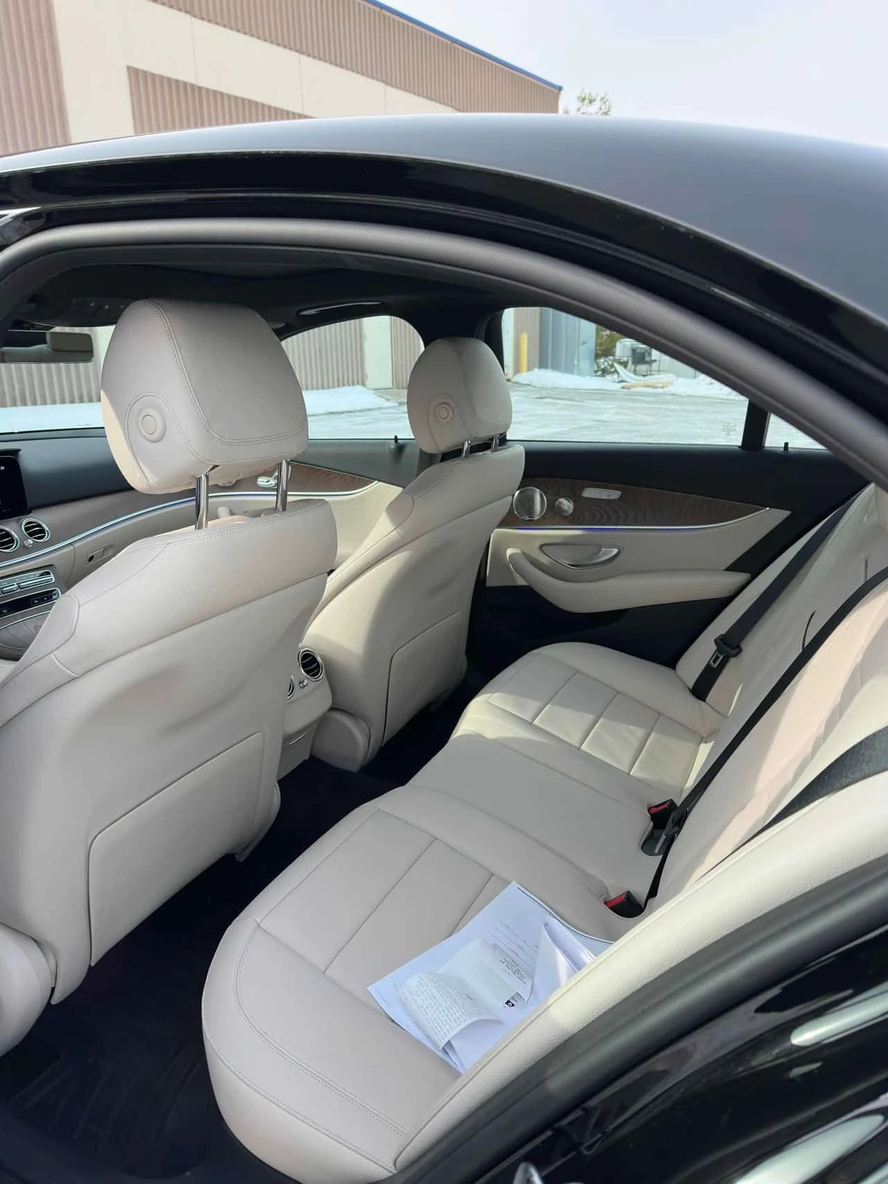 Mercedes-Benz E 450 * CARFAX * ЦЕНА ДО БГ, снимка 7 - Автомобили и джипове - 53711883