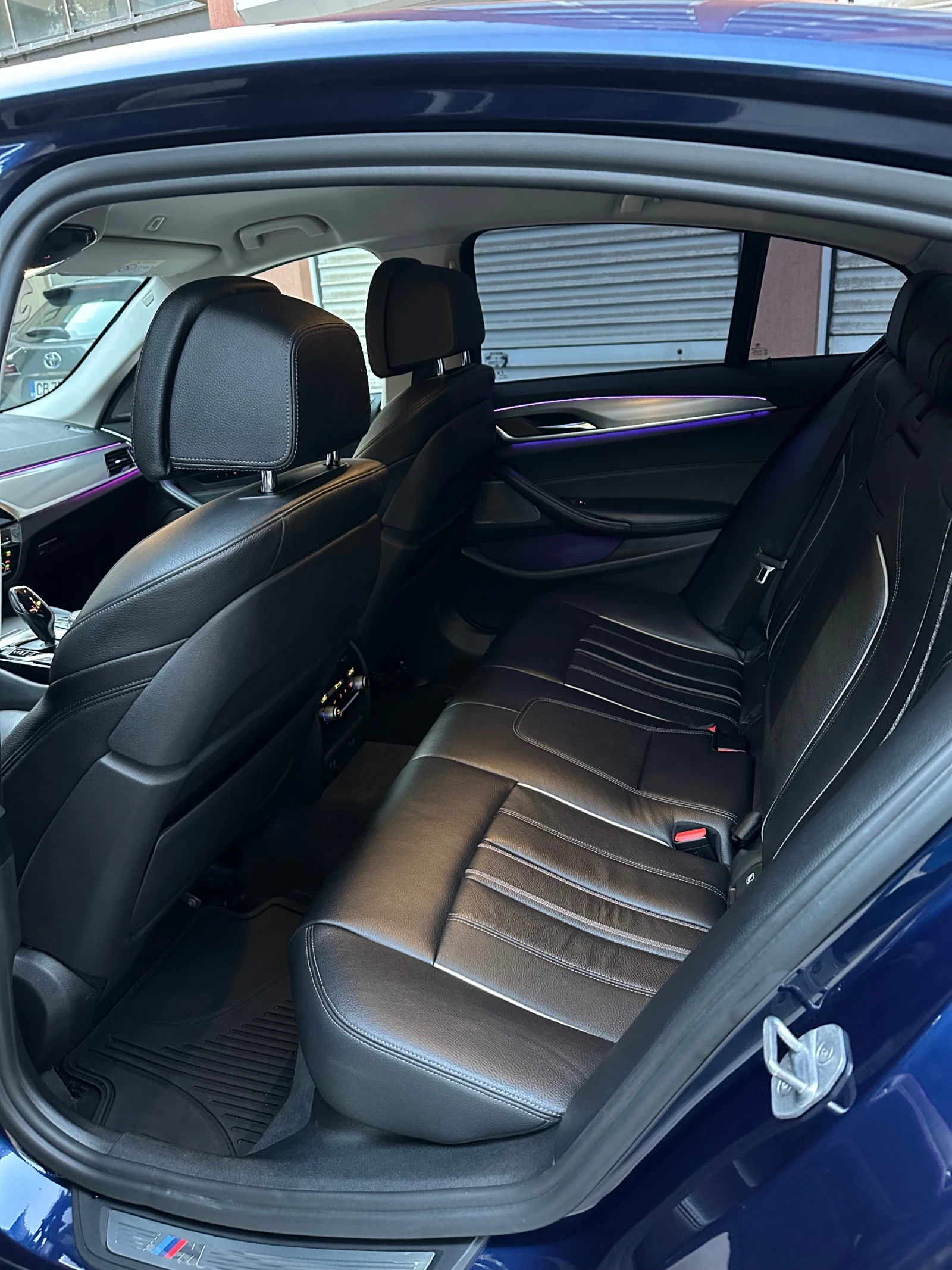 BMW 530 BMW G30 2017 , снимка 9 - Автомобили и джипове - 53824255