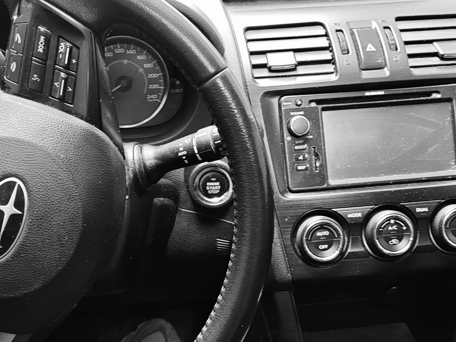 Subaru XV, снимка 5 - Автомобили и джипове - 53961363