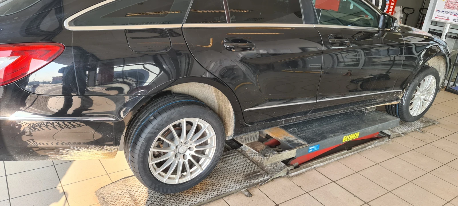 Mercedes-Benz CLS 250, снимка 3 - Автомобили и джипове - 54150994