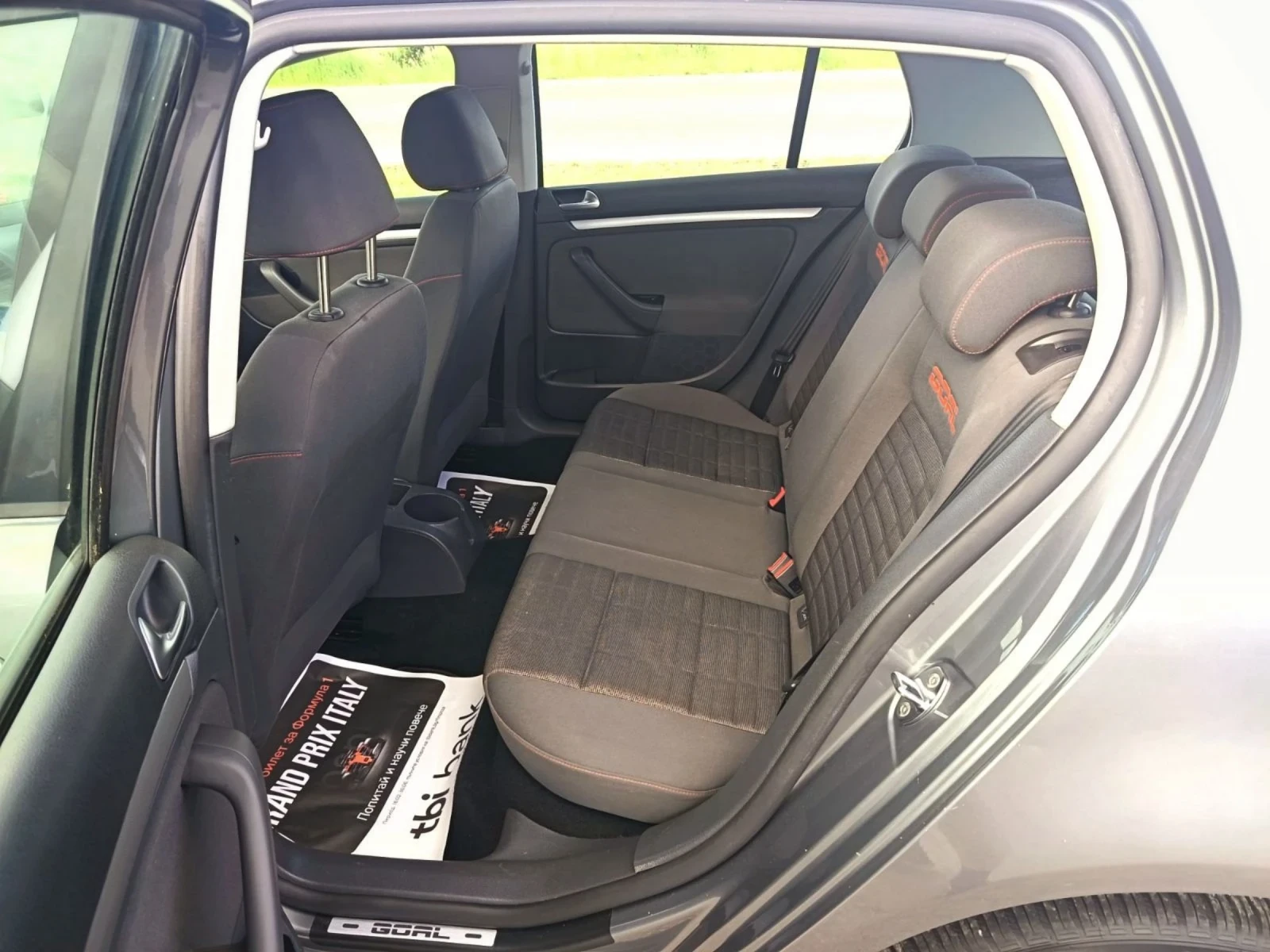 VW Golf 1.9 TDI GOAL EDITION, снимка 9 - Автомобили и джипове - 54570444