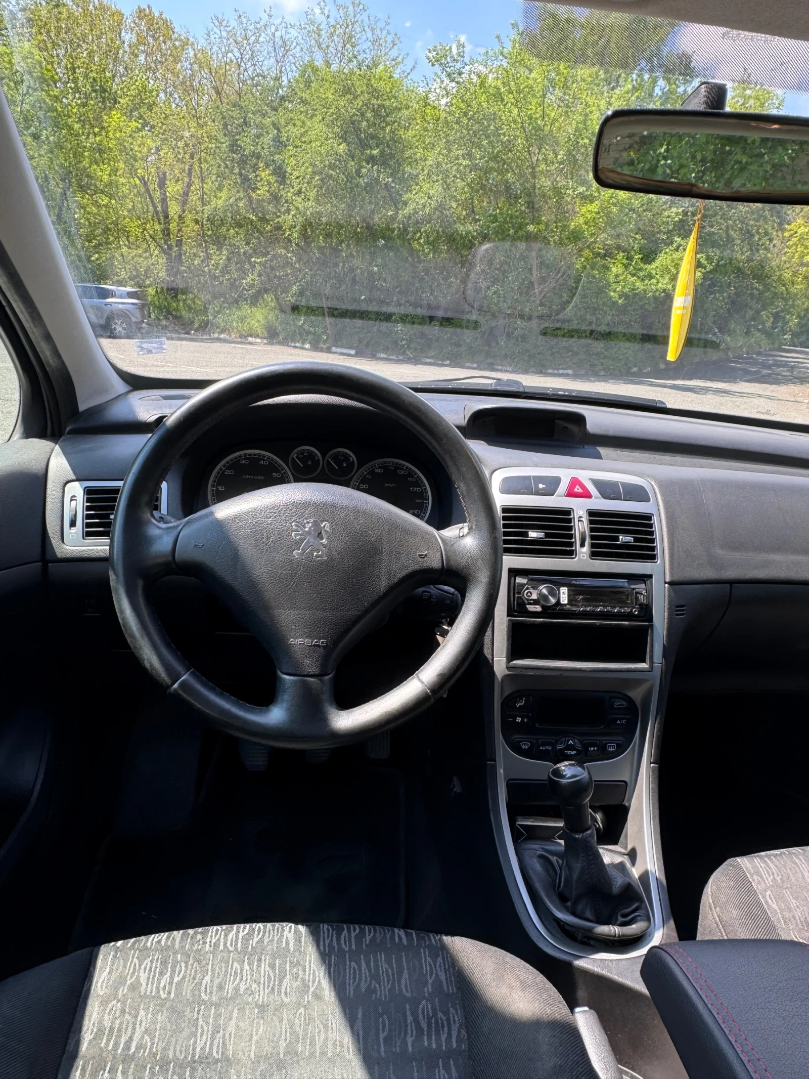 Peugeot 307 1.6 Газ/Бензин, снимка 6 - Автомобили и джипове - 55051057